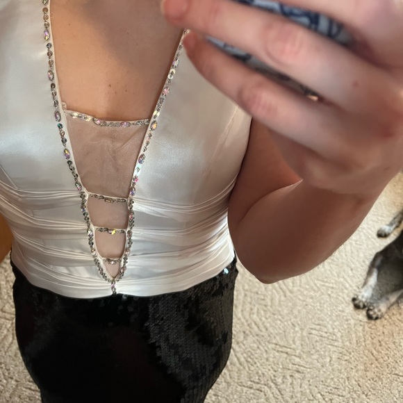 Size 4 pageant/prom gown - Picture 5 of 8